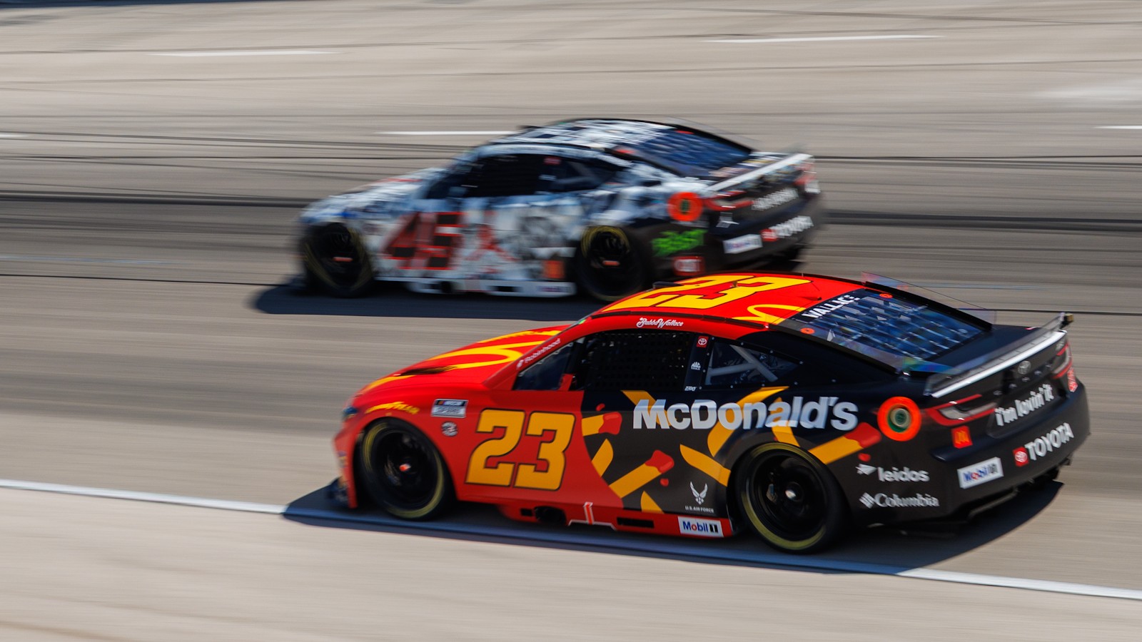 Injonction préliminaire dans l'affaire Joe Gibbs Racing contre Chris Gabehart - Article Nascar sur PitStopInsight