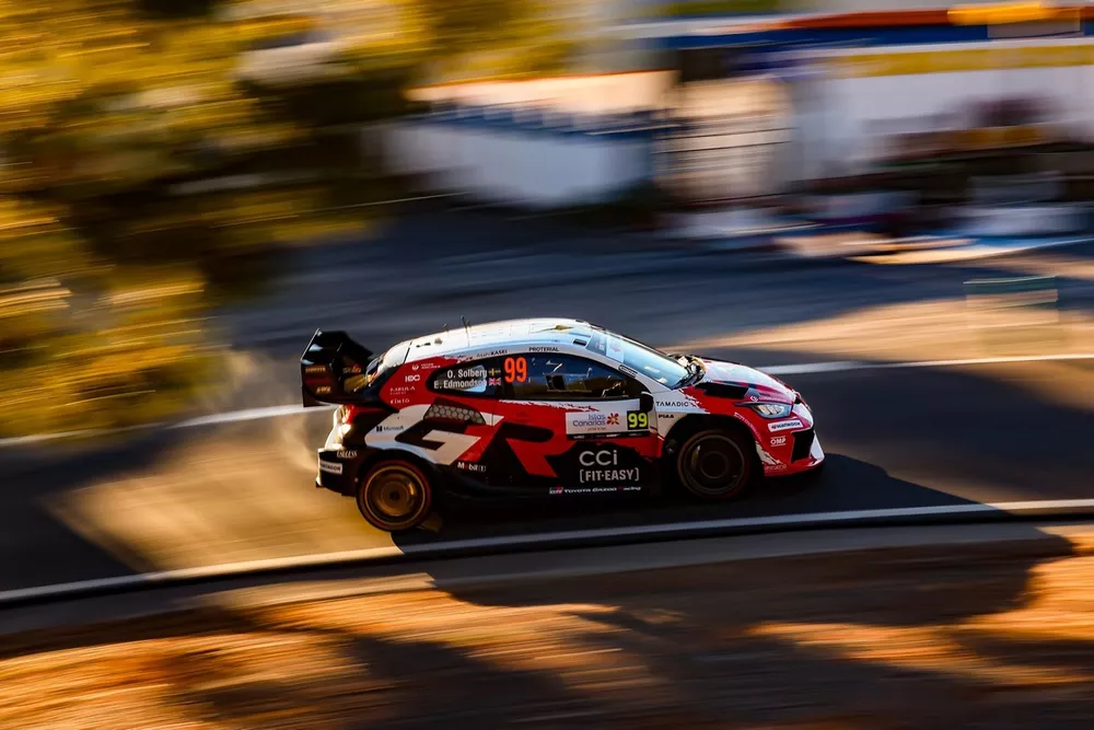 Rallye WRC des Îles Canaries : Ogier et Solberg se préparent à un duel décisif le dernier jour - Article WRC sur PitStopInsight