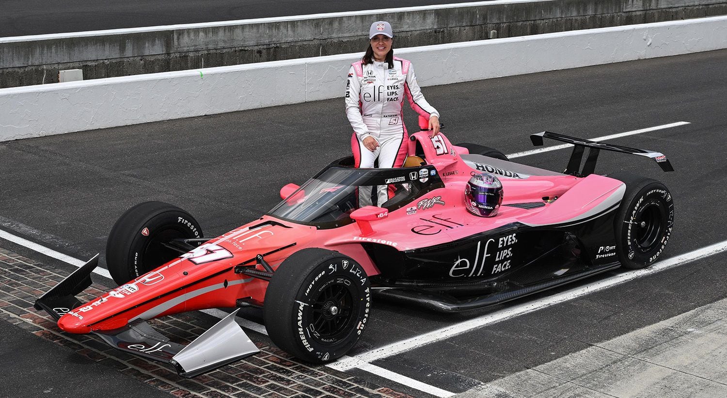 Katherine Legge de retour aux 500 Miles d'Indianapolis avec HMD Motorsports et AJ Foyt Racing - Article IndyCar en vedette sur PitStopInsight