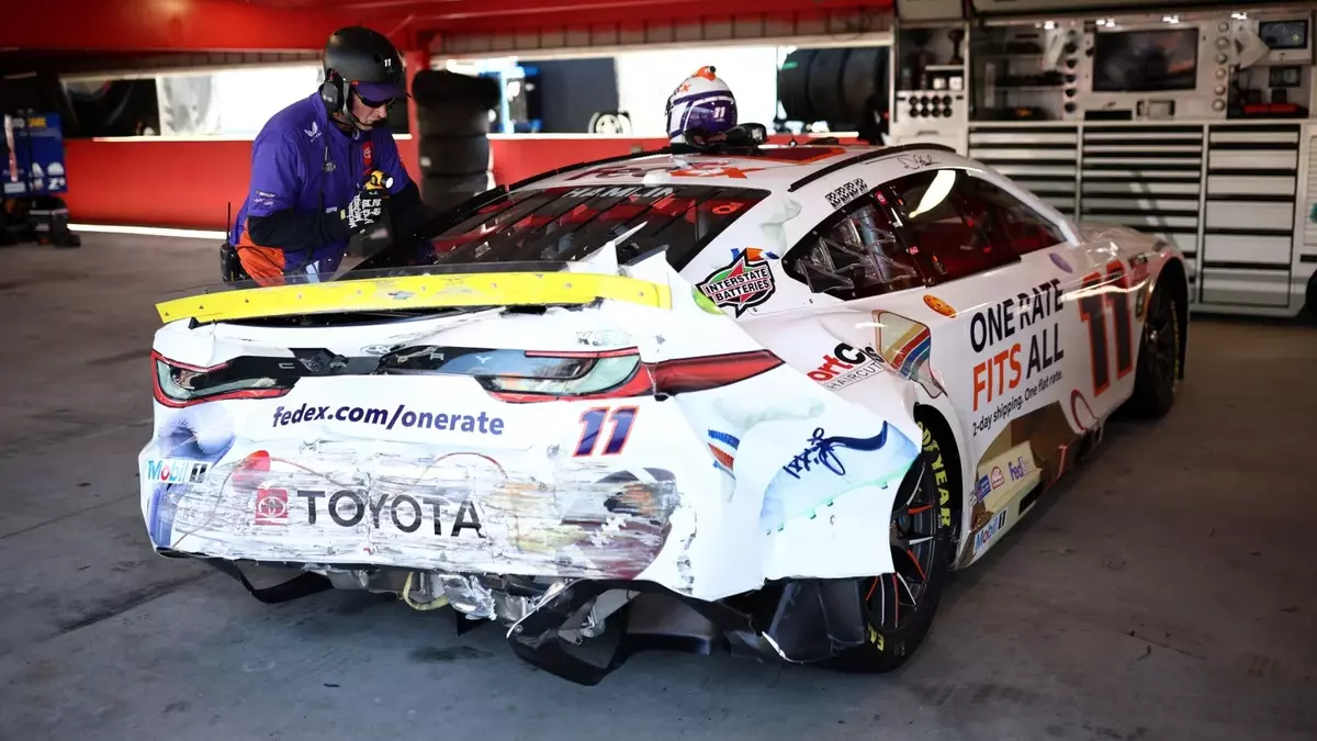 Denny Hamlin et son épaule réopérée : un hiver difficile avant 2026 - Article NASCAR sur PitStopInsight