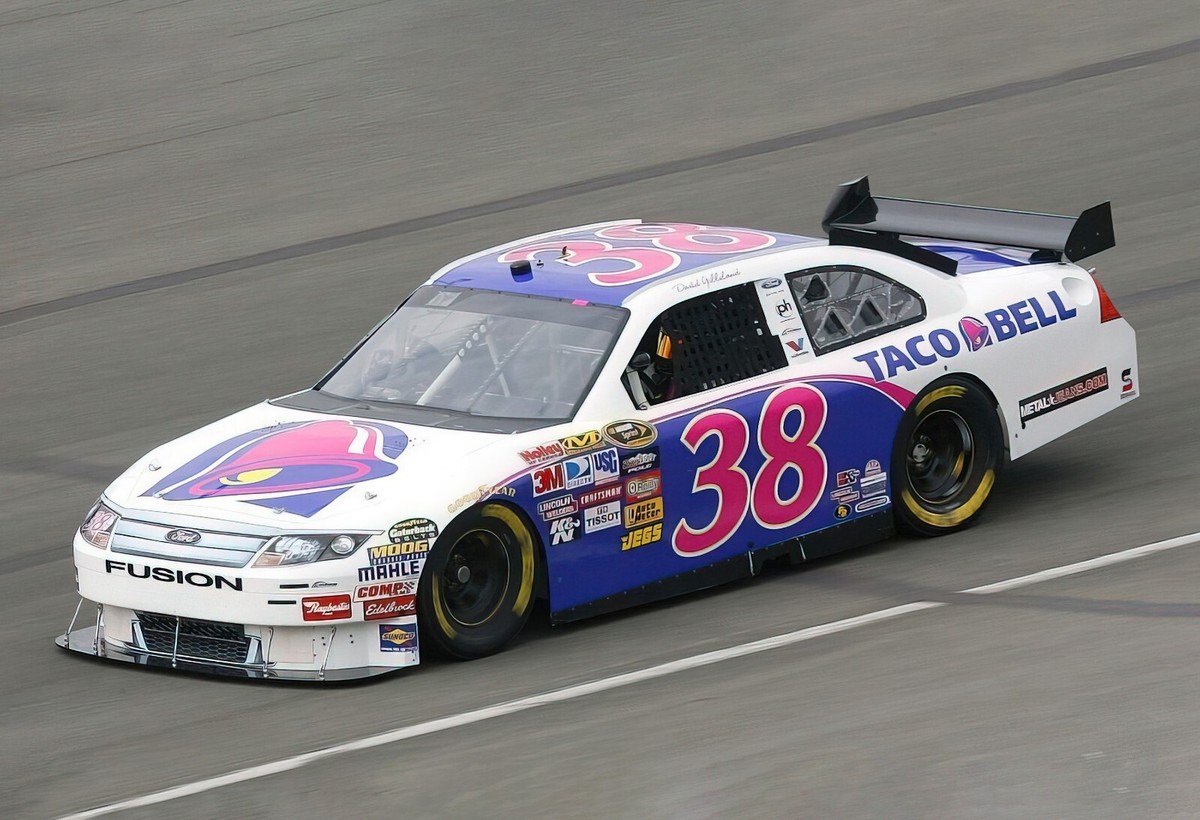 nascar-texas-crash-bell-gilliland_5.jpg