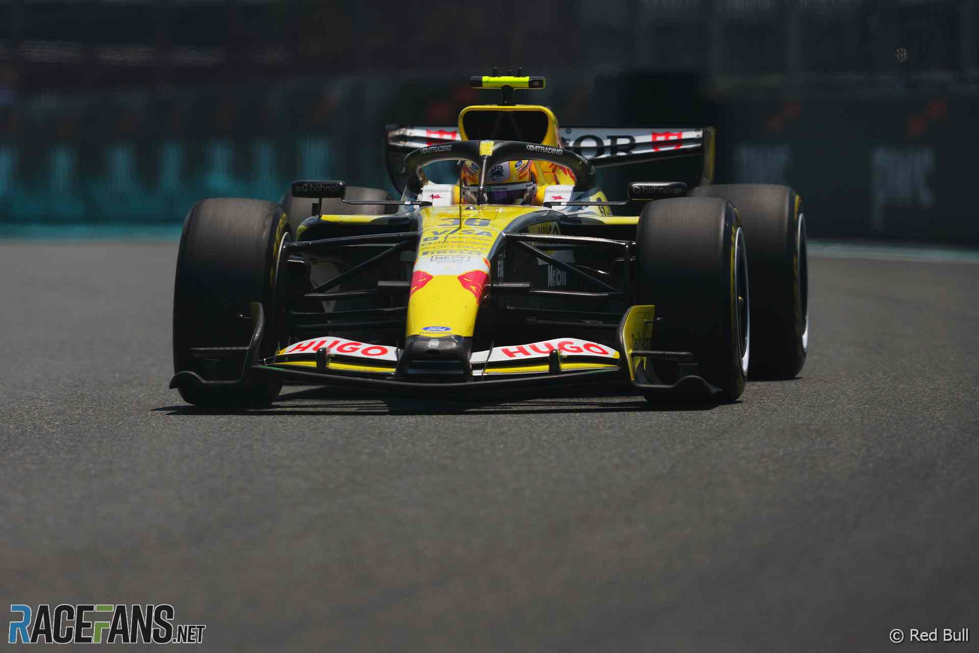 Pourquoi Liam Lawson n’a pas été pénalisé après l’accrochage avec Gasly au GP de Miami - Article F1 sur PitStopInsight