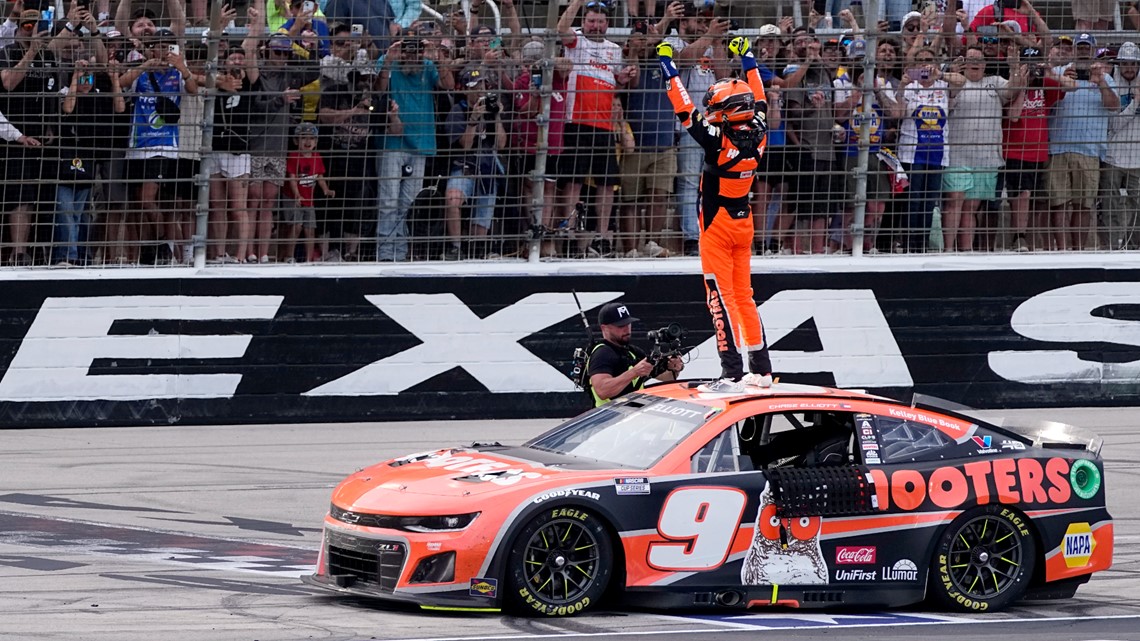 chase-elliott-nascar-texas-win_0.jpg