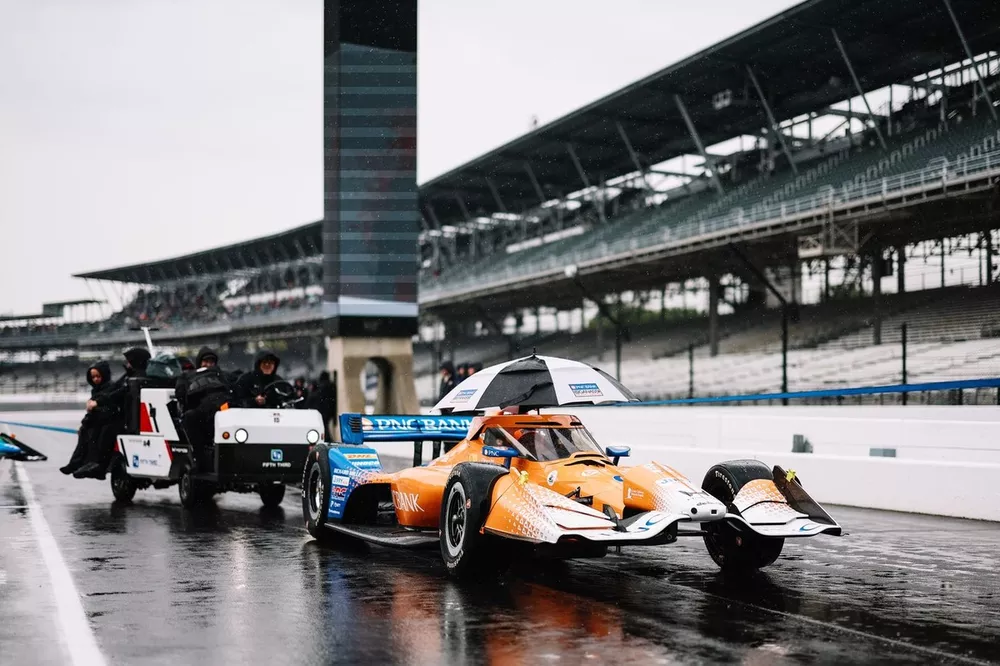 Qualification IndyCar annulée par la pluie au circuit routier d'Indianapolis 2026 - Article IndyCar sur PitStopInsight