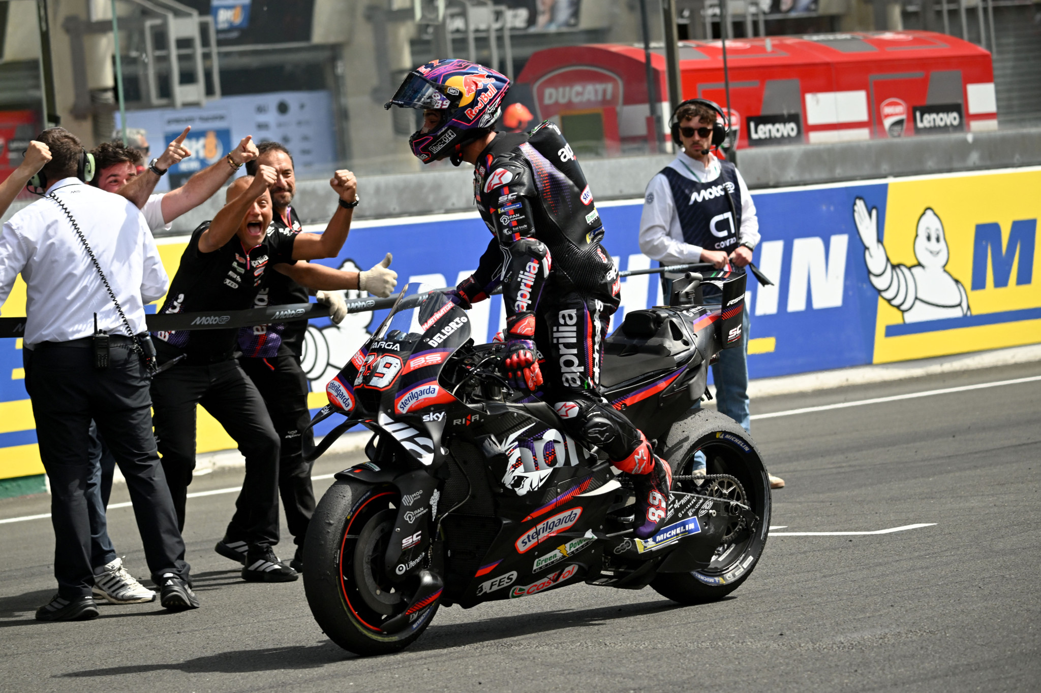 Jorge Martin remporte la course sprint du GP de France à Le Mans - Article MotoGP en vedette sur PitStopInsight