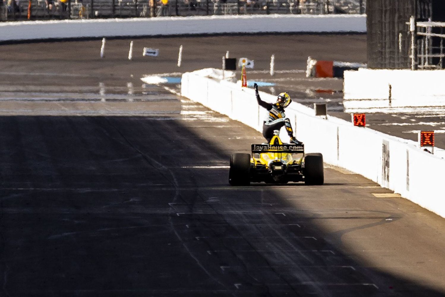 Louis Foster : jeter un jaune ne tue pas la course, la NASCAR le fait pour le fun - Article IndyCar sur PitStopInsight