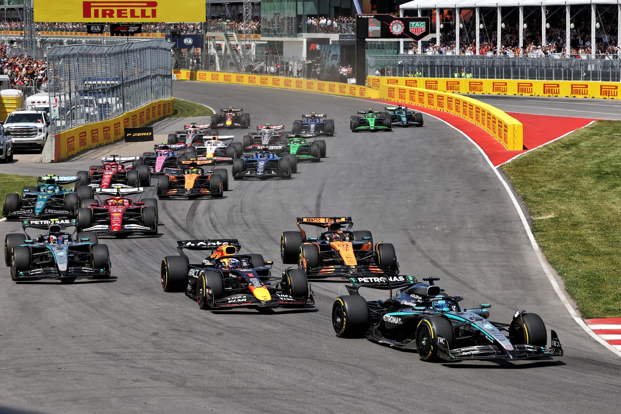 Romain Grosjean explique sa confrontation avec Marcus Armstrong au Sonsio Grand Prix - Article IndyCar en vedette sur PitStopInsight