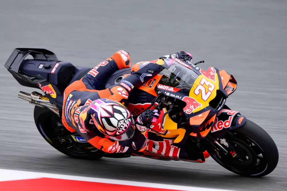 Tech3 prolonge son partenariat avec KTM jusqu'à l'ère 850cc en MotoGP - Article MotoGP en vedette sur PitStopInsight