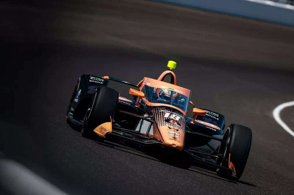 Dale Coyne Racing rend hommage à Kyle Busch avec la No. 18 de Grosjean à l'Indy 500 - Article IndyCar sur PitStopInsight