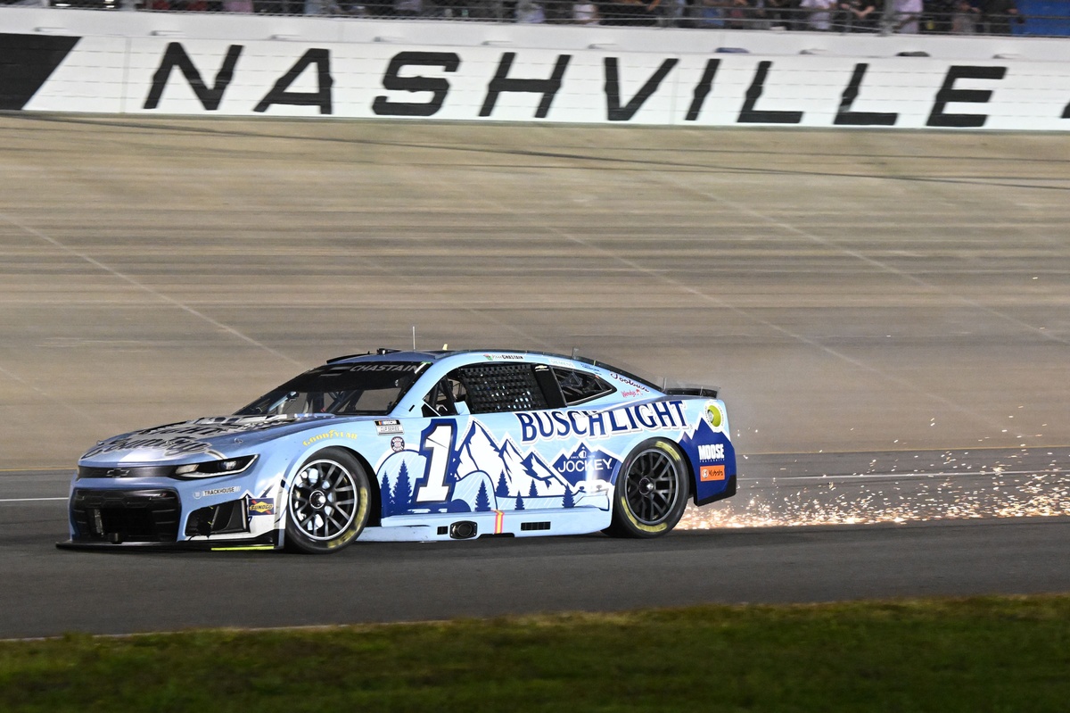 nascar-nashville-300_0.jpg