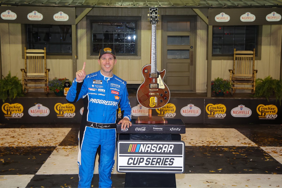 Big Data + Panel Nielsen bouleverse les audiences NASCAR - Article Nascar en vedette sur PitStopInsight