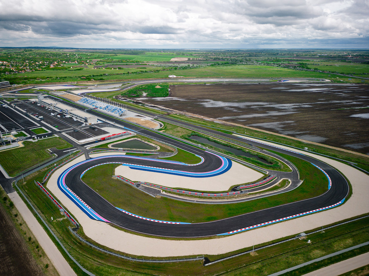 Balaton Park 2026 : pourquoi la sécurité reste figée - Article MotoGP en vedette sur PitStopInsight