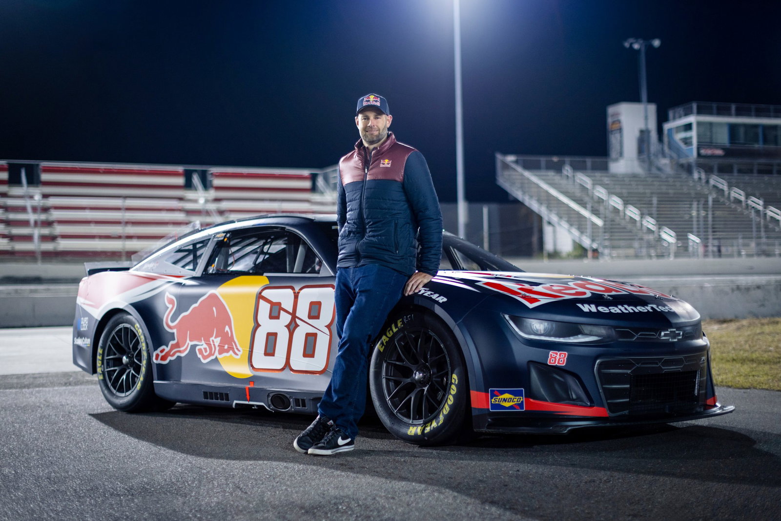 red-bull-nascar-camaro_0.jpg