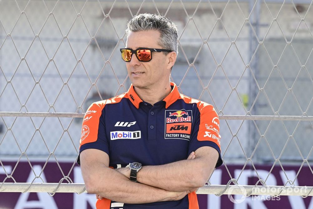 Francesco Guidotti chez Trackhouse : le portrait d'un manager en mission long terme - Article MotoGP en vedette sur PitStopInsight