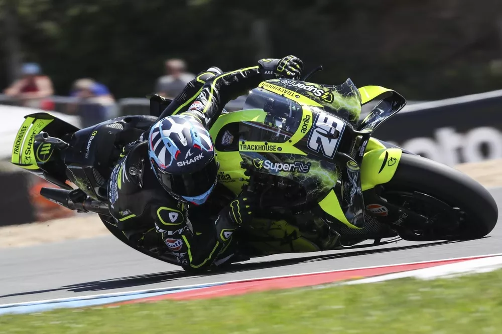 Trackhouse Aprilia Privilégie Raul Fernandez Pour 2027 - Article MotoGP en vedette sur PitStopInsight