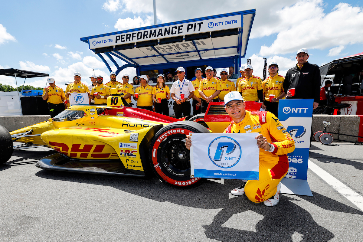 Palou Inscrit son Nom aux Côtés de Zanardi à Road America - Article IndyCar en vedette sur PitStopInsight