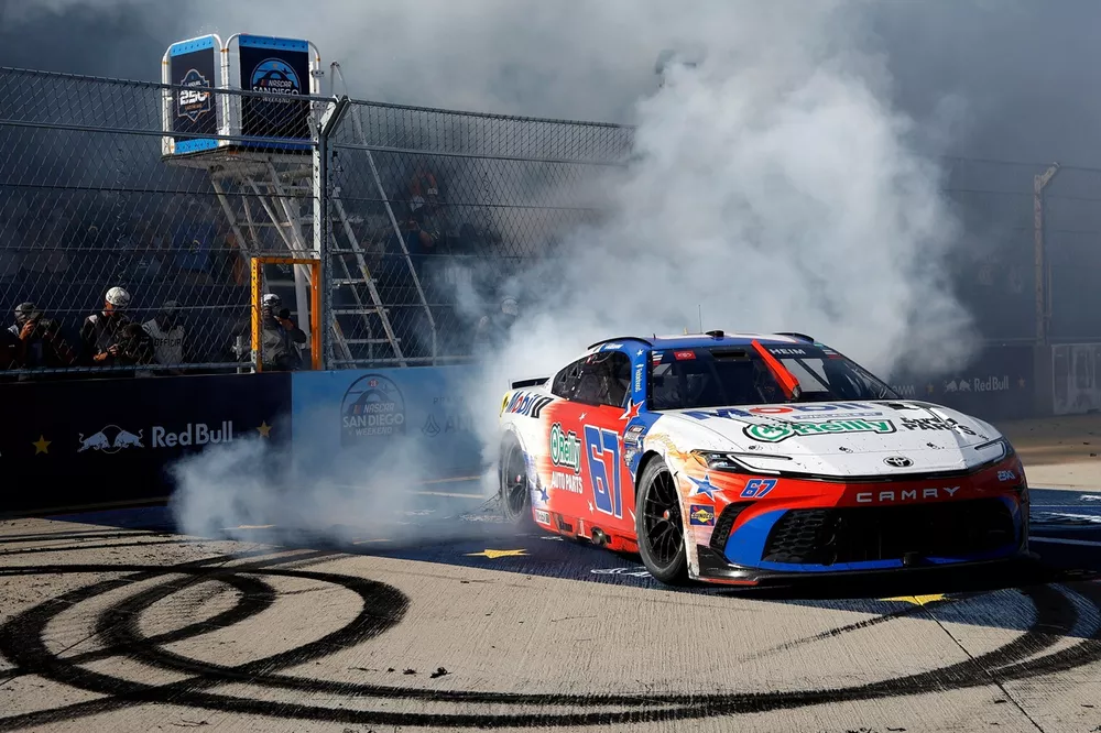 Corey Heim décroche sa première victoire en Cup à San Diego - Article Nascar en vedette sur PitStopInsight
