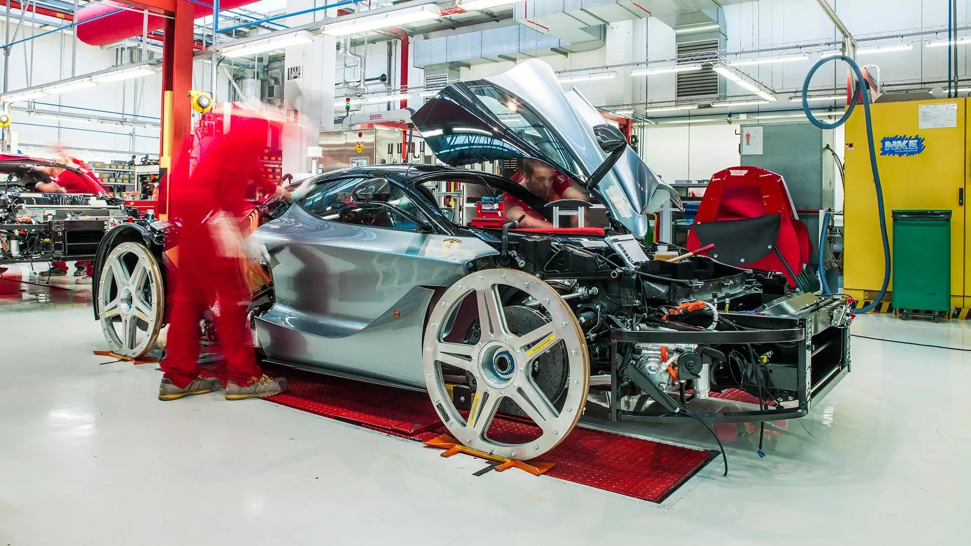 John Thompson, artisan du premier monocoque Ferrari en 1973 - Article WEC en vedette sur PitStopInsight