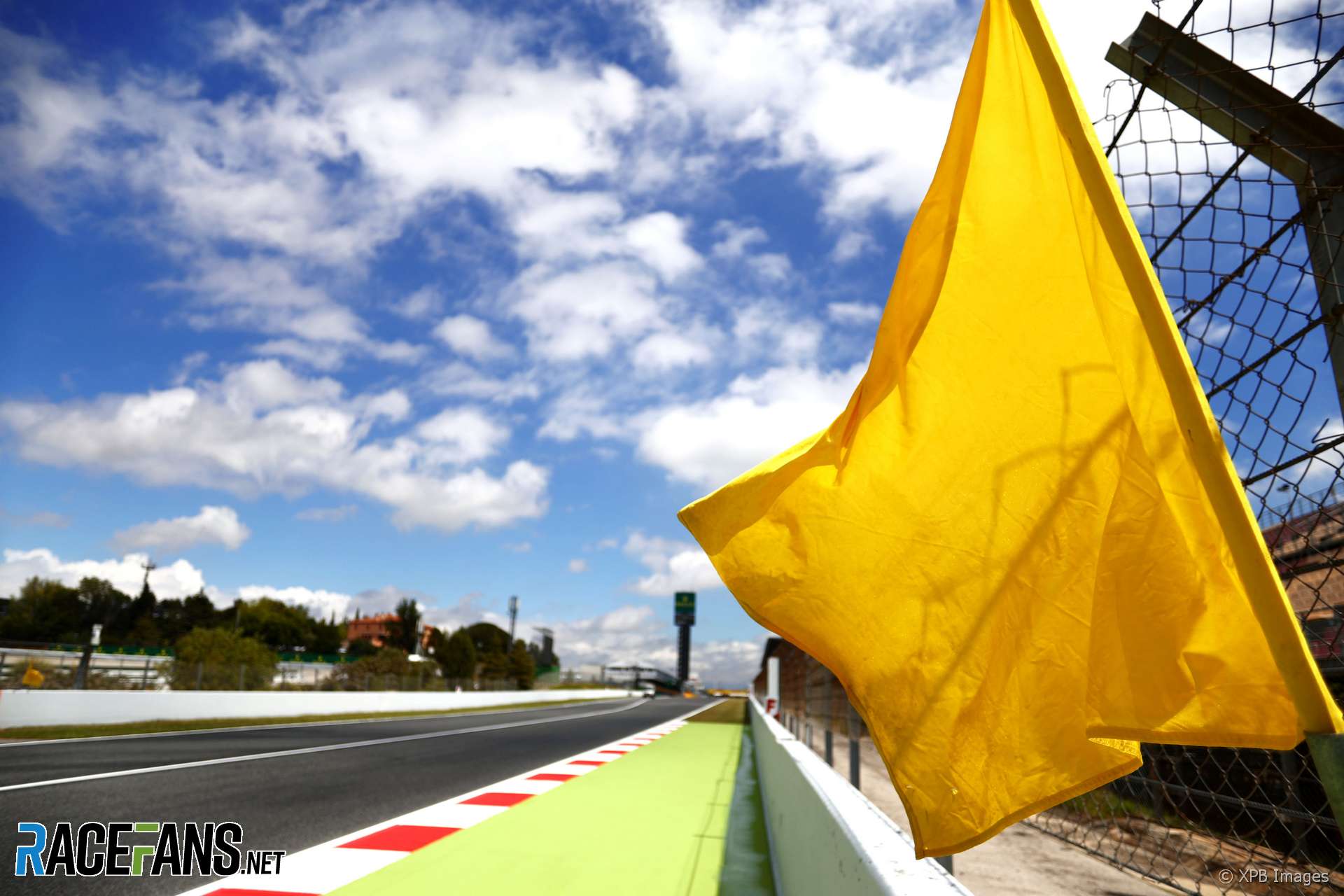 Comment Russell a validé sa pole malgré le jaune à Spielberg - Article F1 en vedette sur PitStopInsight