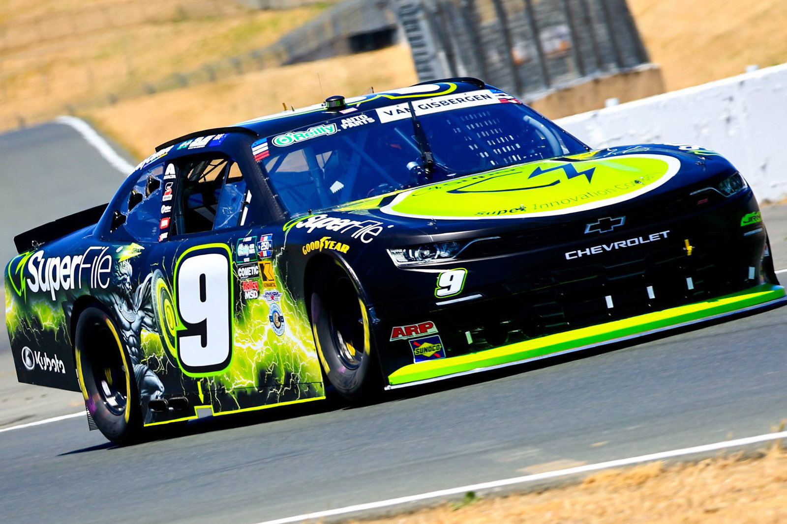 Shane van Gisbergen, le pilote qui sauve Trackhouse à Sonoma - Article Nascar en vedette sur PitStopInsight