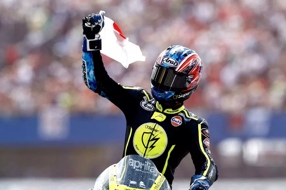 Davide Brivio, le visionnaire de la percée Trackhouse en 2026 - Article MotoGP en vedette sur PitStopInsight