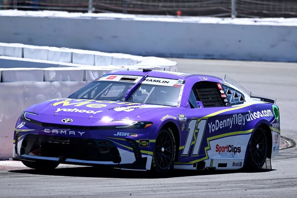 denny-hamlin-nascar-standings-2026_0.webp
