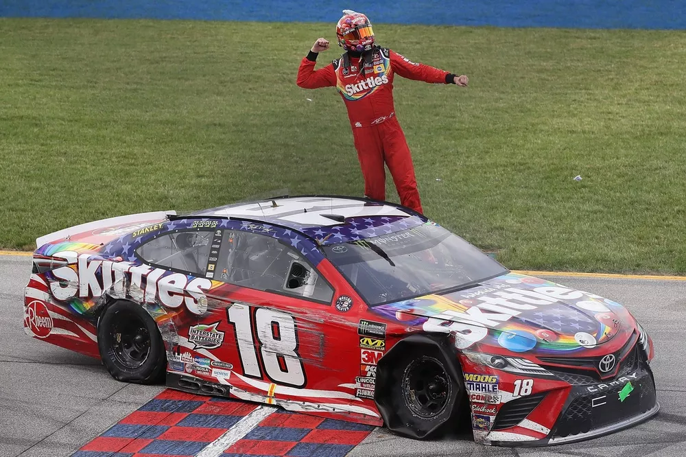 Kyle Busch Remembered : les victoires à Chicagoland qui ont défini Rowdy - Article Nascar en vedette sur PitStopInsight
