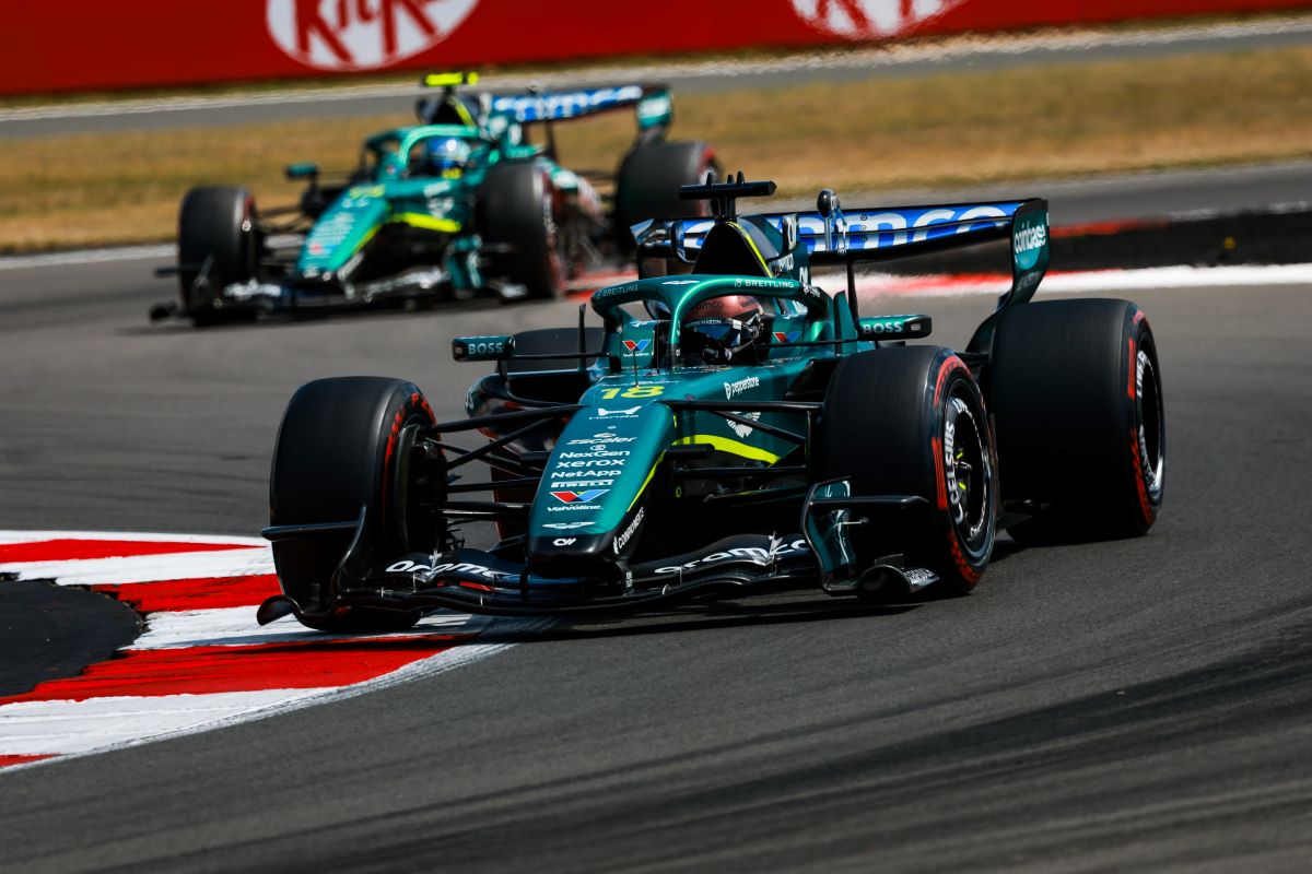 Hamilton Convoqué Après Le Grand Prix De Grande-Bretagne 2026 Pour Infraction Aux Drapeaux Jaunes - Article F1 sur PitStopInsight