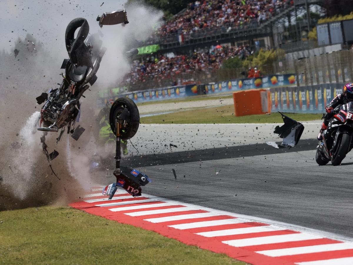 Zarco sanctionné après l'accident de Barcelone - Article MotoGP en vedette sur PitStopInsight