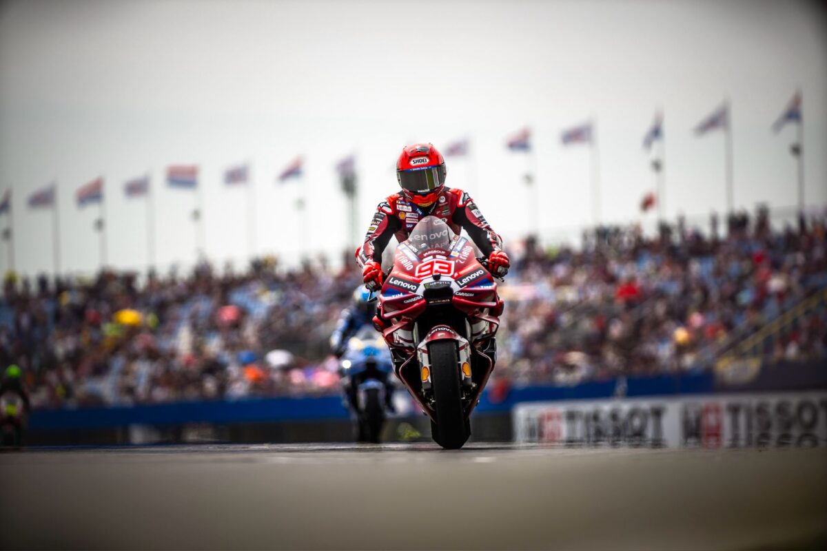 Marquez Bat Le Record Du Sachsenring Pour Sa Troisième Pole 2026 - Article MotoGP en vedette sur PitStopInsight