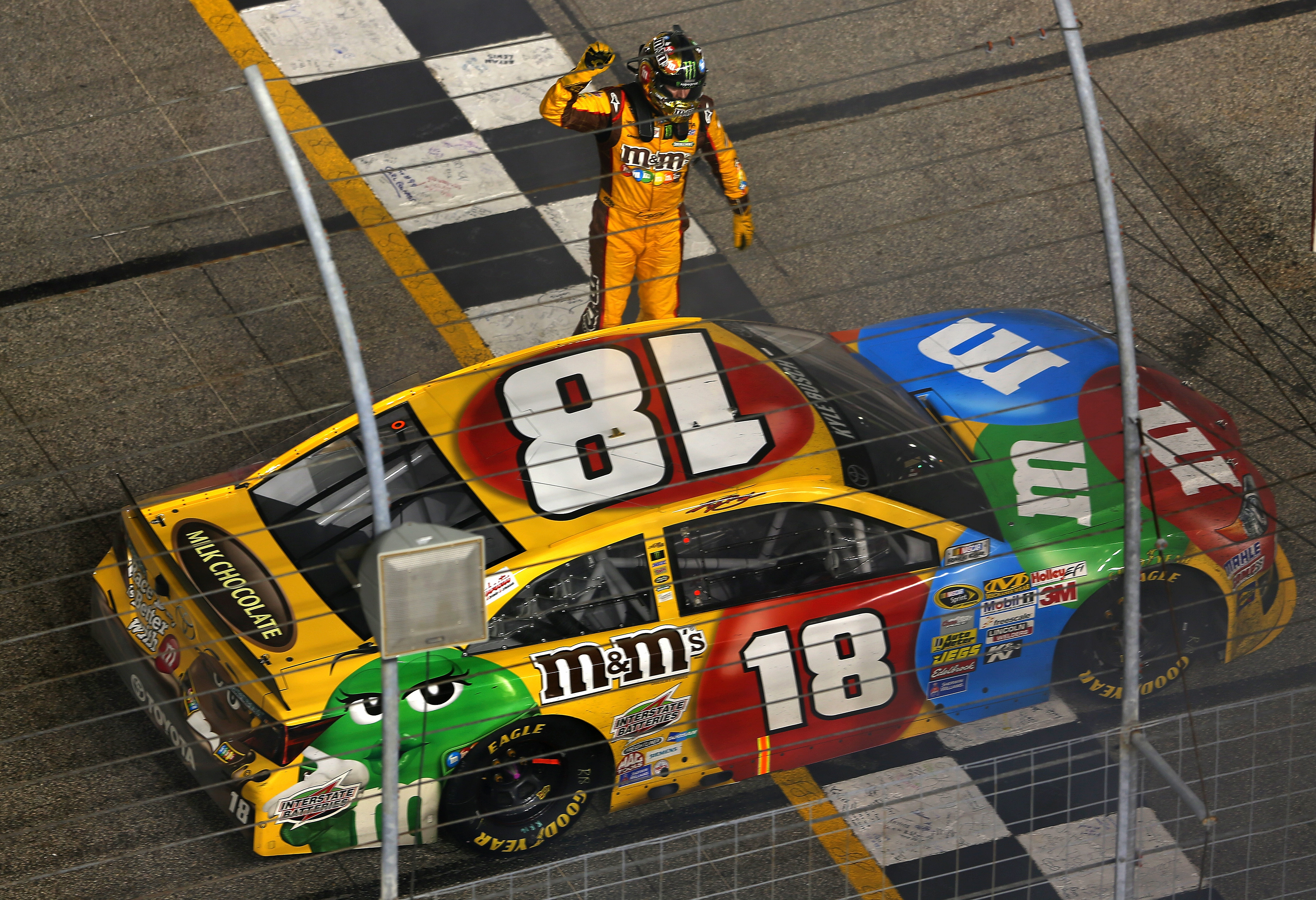 Kyle Busch à Atlanta : les moments qui ont forgé sa légende - Article Nascar en vedette sur PitStopInsight