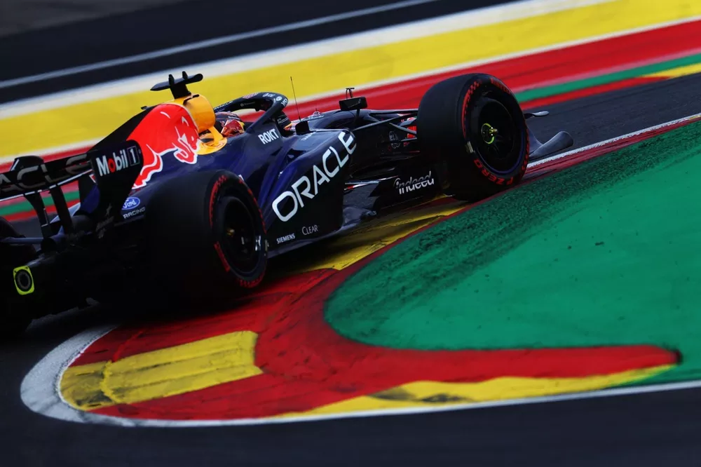 f1-tow-slipstream-verstappen-hadjar-q3_0.webp