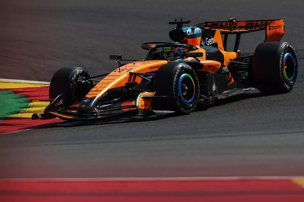McLaren Testera L'Aile Macarena En Hongrie Pour Combler Son Retard - Article F1 en vedette sur PitStopInsight