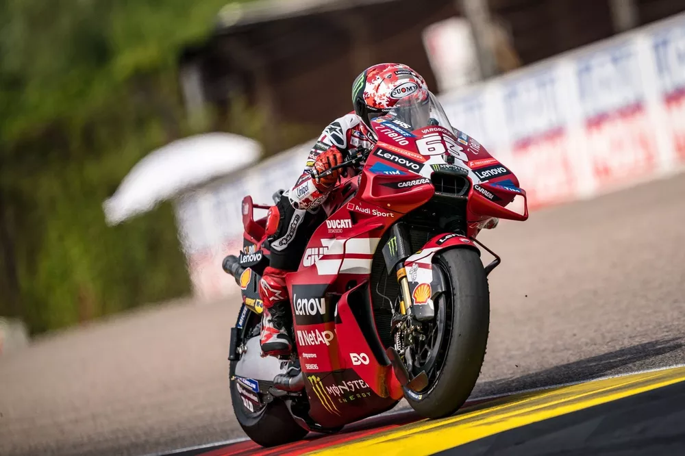 Bagnaia 2026 : pourquoi l'adhérence arrière reste son frein principal - Article MotoGP sur PitStopInsight