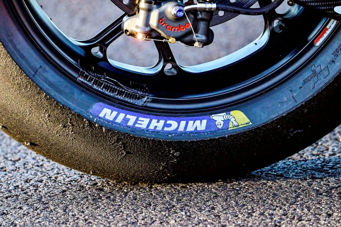 pirelli-motogp-tires_4.webp