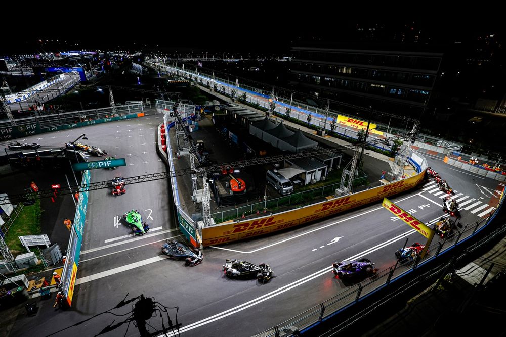 ds-e-tense-fe25-pit-stop-energy-management-and-night-race-tokyo_0.jpg