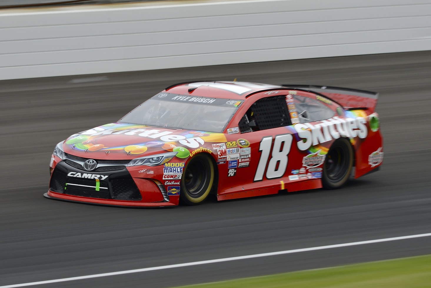 kyle-busch-brickyard-400-indianapolis_1.jpg