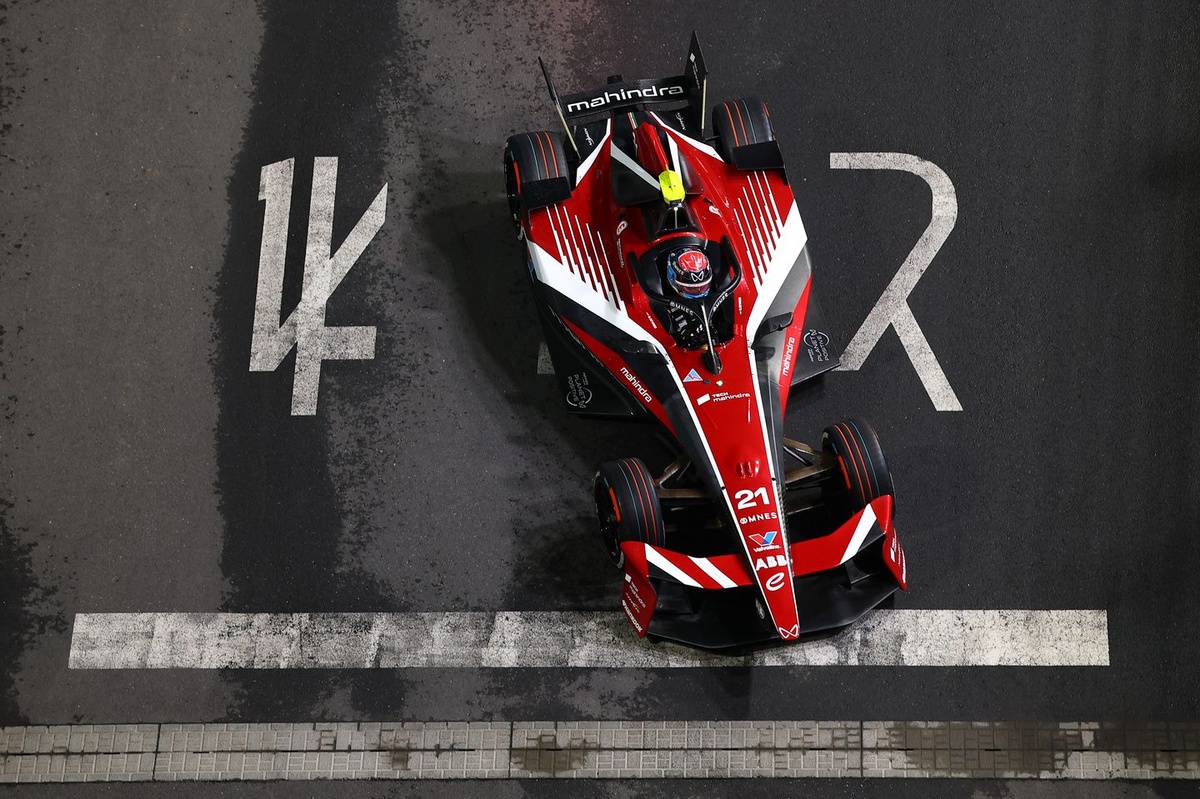 Tokyo E-Prix : de Vries gagne dans le chaos et Dennis prend la tête ...