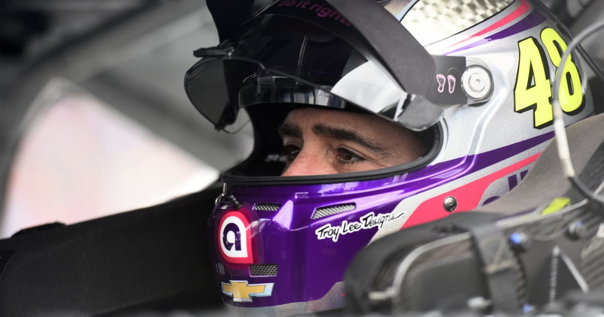 Jimmie Johnson retrouve la No. 48 pour son adieu au Daytona 500 2027 - Article Nascar en vedette sur PitStopInsight
